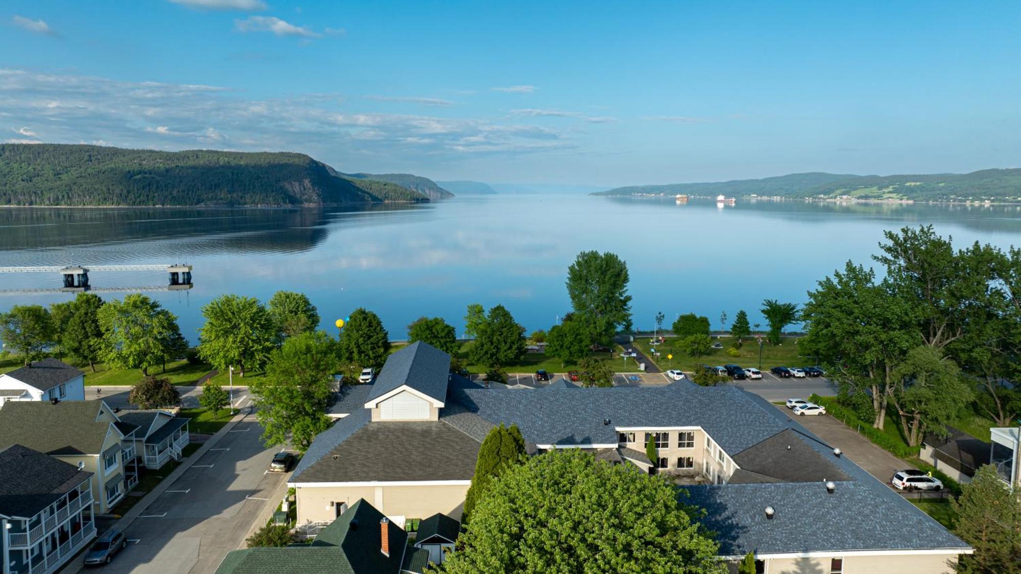 Auberge Des 21 La Baie Eksteriør bilde